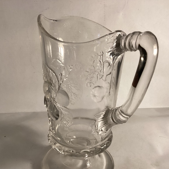 Early American pattern glass pitcher Cherry and Fig. - Picture 2 of 7
